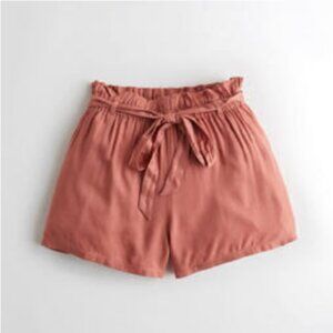 Hollister High Waisted Belted Shorts